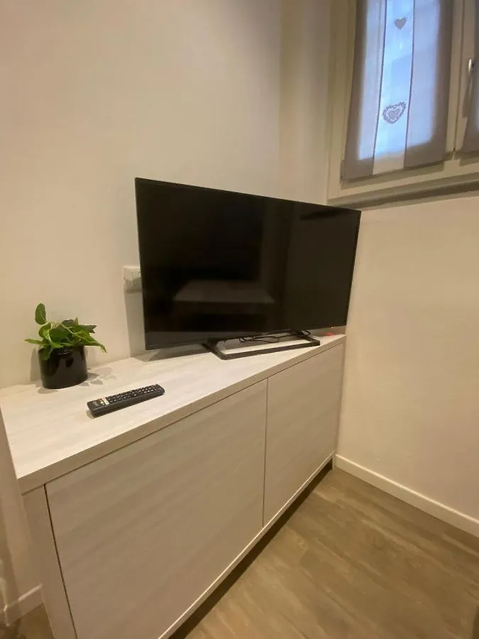 Ferienwohnung Roma Loft Verona Apartment