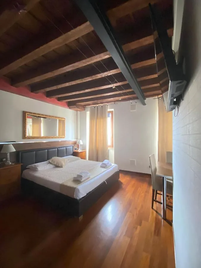 Roma Loft Apartment Verona